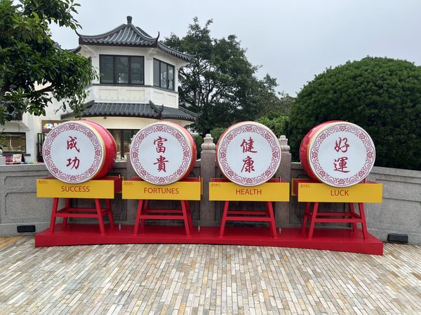 荀令 作品